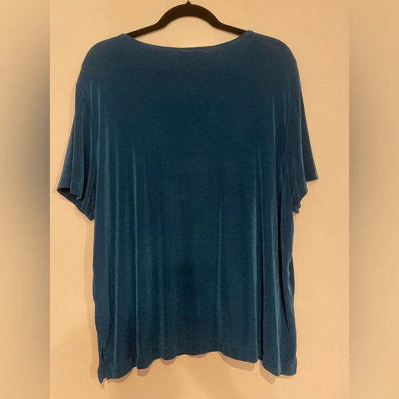 Shiny blue blouse - Picture 2 of 3